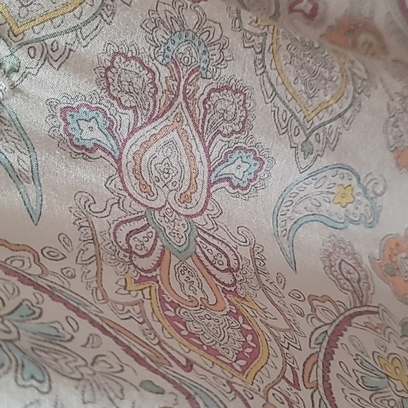 TORRID 2X WHITE PASTEL PAISLEY SLEEVELESS SUMMER TANK TOP BOHEMIAN CASUAL SHIRT - Picture 9 of 15